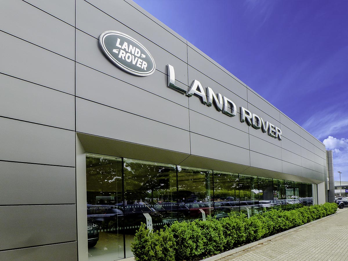 Land Rover Motor Dealership Refurbishment Sandell Group